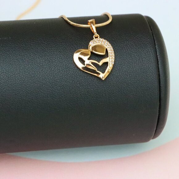 "Heart Shaped Mother & Child Pendant in Rose Gold with CZ Accents, XPPT1840 - Picture 4 of 13